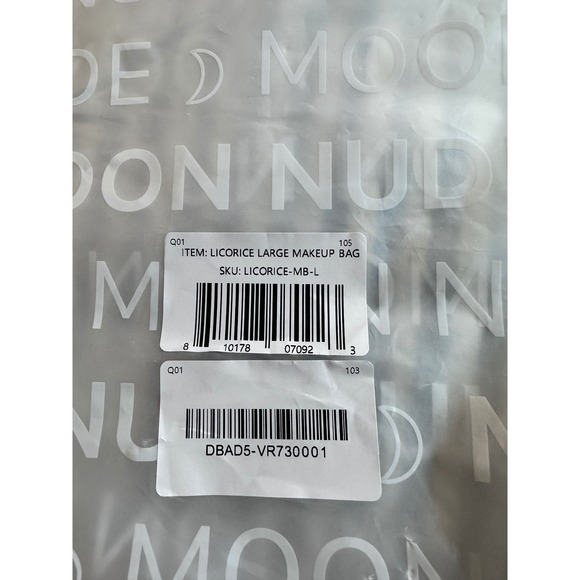 Moon Nude Handmade Licorice Large Makeup Bag Quilted Black Cosmetic Zip Pouch - Picture 7 of 7